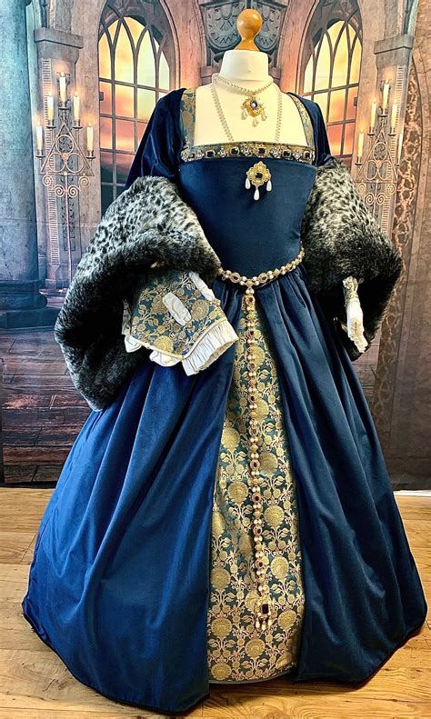 tudor gowns.